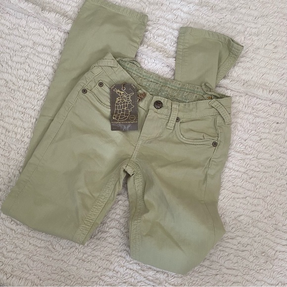 Stitch's Pants - NWT Stitch’s woman’s light green tight pants 25